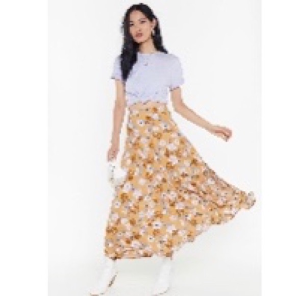 NASTY GAL Long Flowy Skirt - Picture 1 of 3